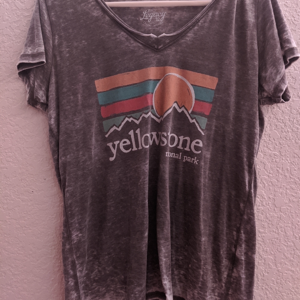 yellow Stone tee shirt